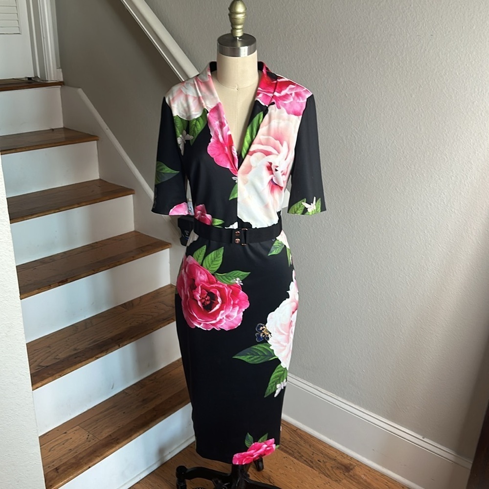 Ted Baker Magnificent V Bodycon Dress NWT Gilanno Black Floral​​​​ - Picture 5 of 13